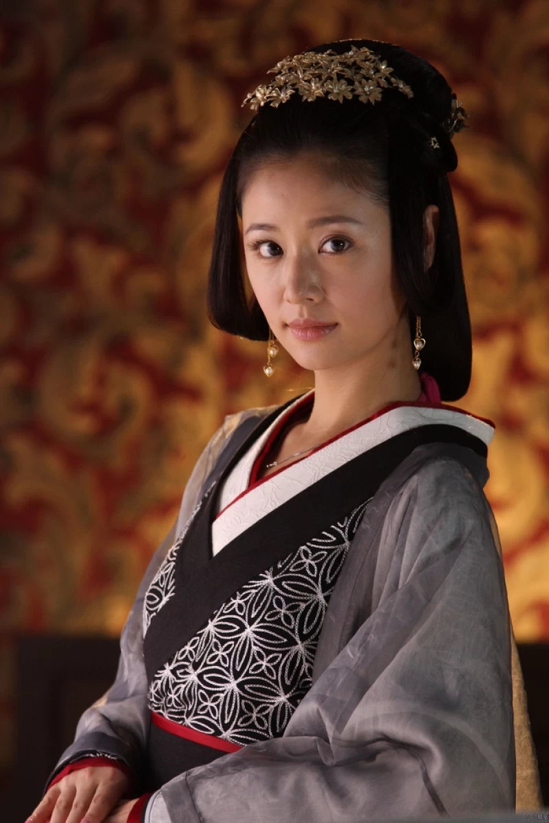 Poster phim Tân Mẫu Nghi Thiên Hạ